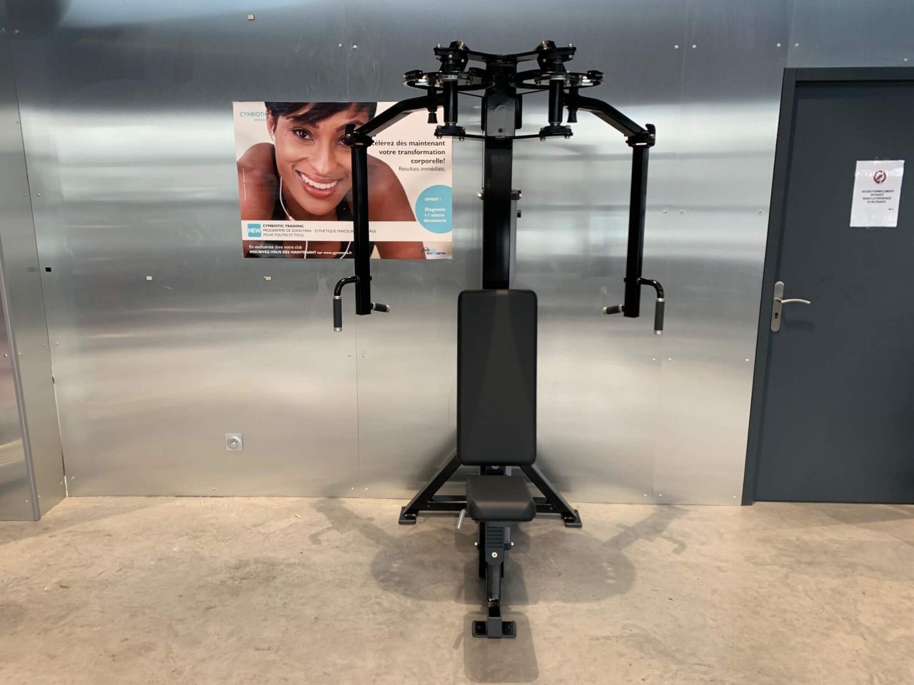 Appareil de musculation à Gymnesia Crolles