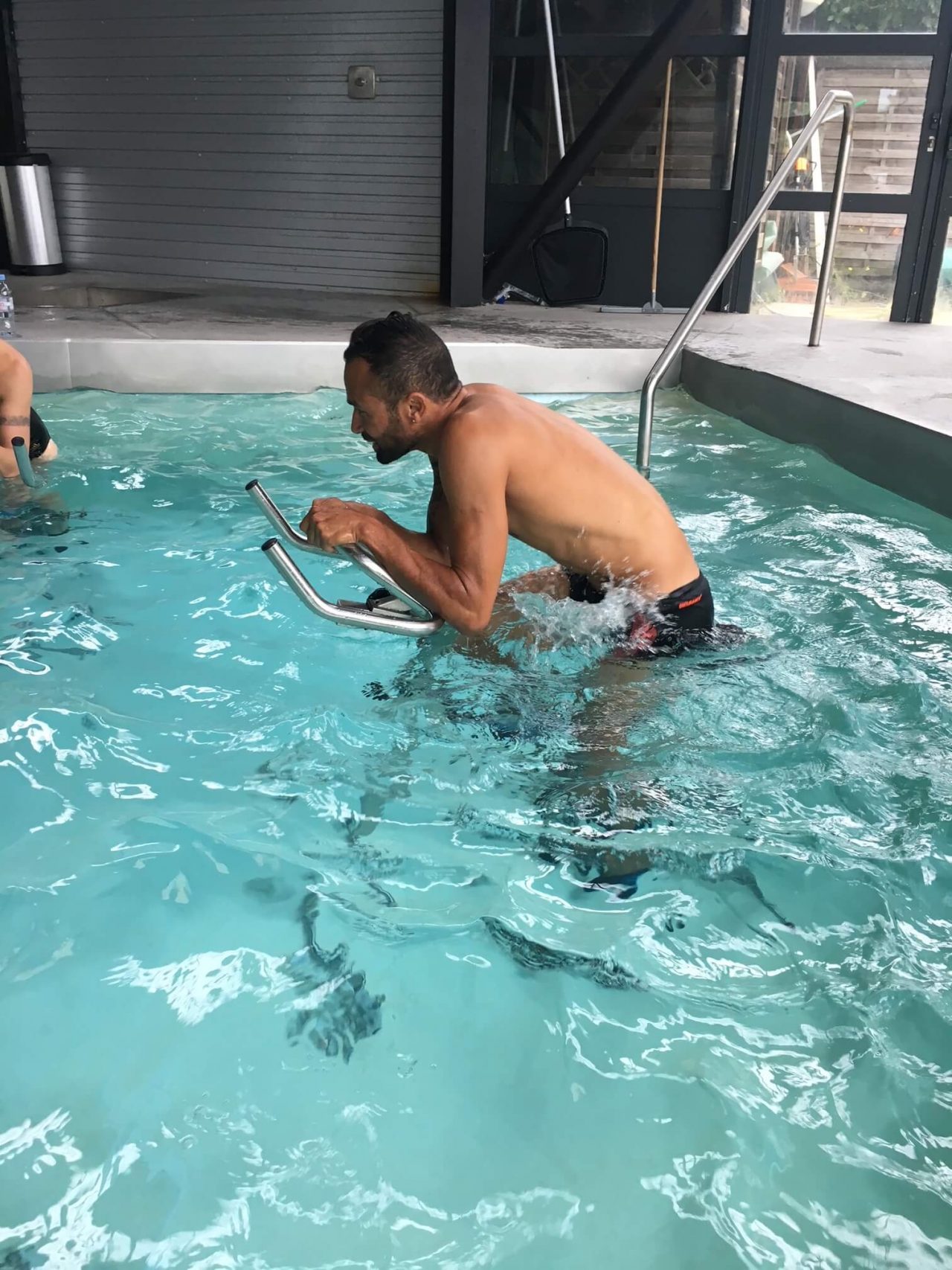 Cours collectif dans la piscine de Gymnesia Crolles